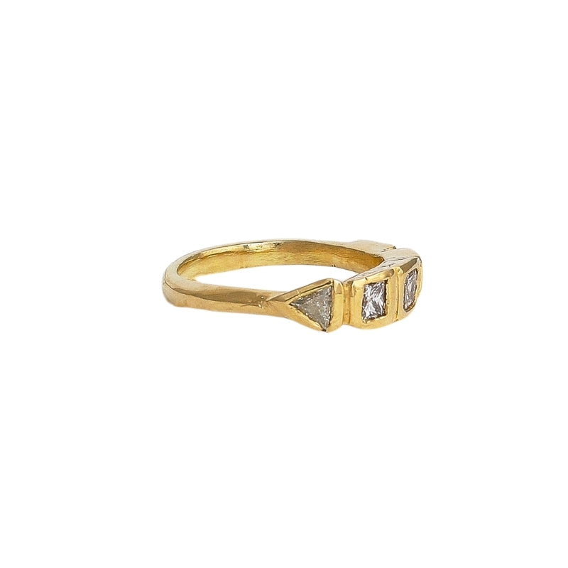 Baucis Ring with Diamond - Solid Gold