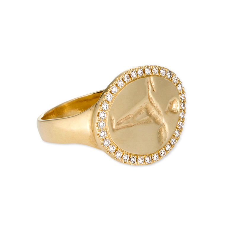 Peristera Ring with White Diamond - Solid Gold