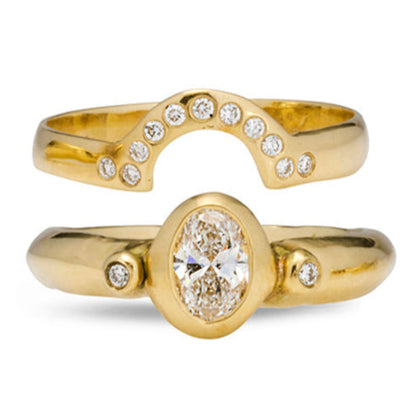 Pyrrha Ring with Diamond - Solid Gold