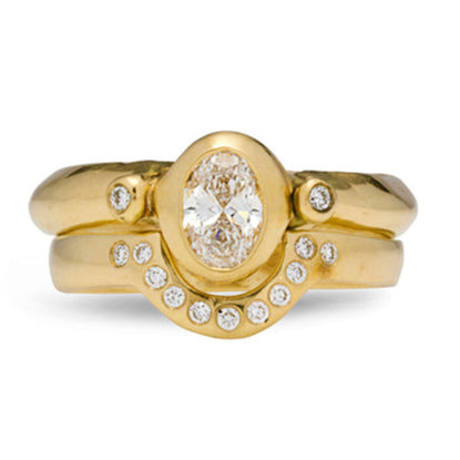 Pyrrha Ring with Diamond - Solid Gold