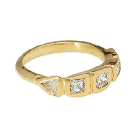 Baucis Ring with Diamond - Solid Gold