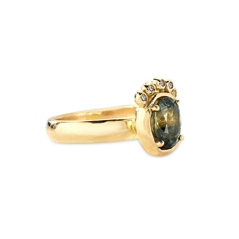 Vesta Ring - Solid Gold