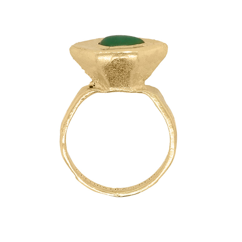 Jushi Ring with Jade - 18K Gold Plated