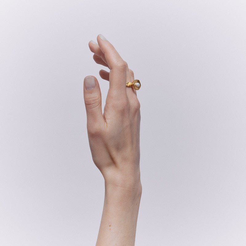 Kore Ring with Pearl - 18K Gold Plated