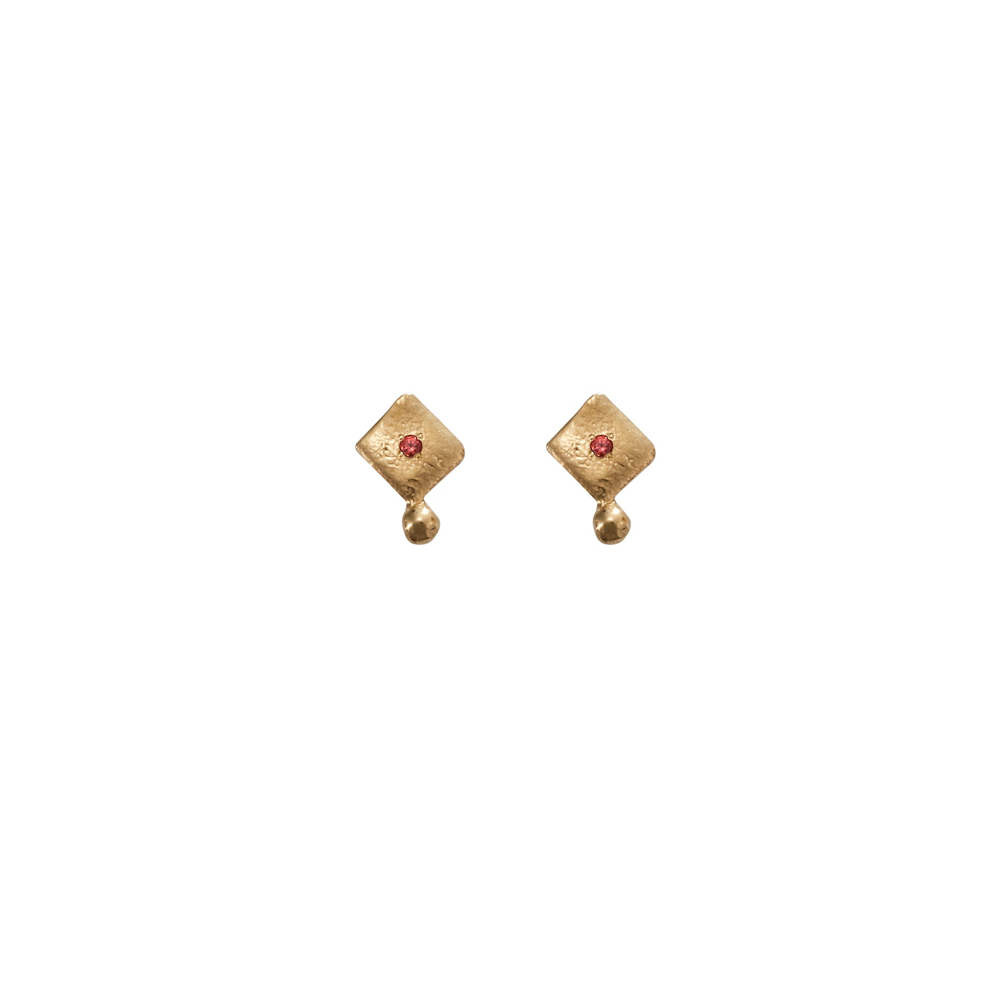 orange sapphire gemstone in diaond shape gold earrings with handmade jewellery accents